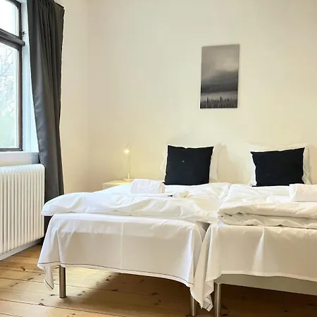 Spacious For 10 Korup