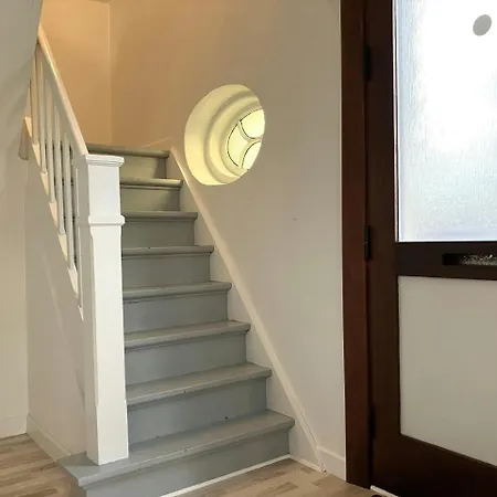 Spacious For 10 Korup