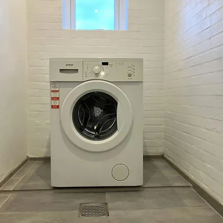 Spacious For 10 *