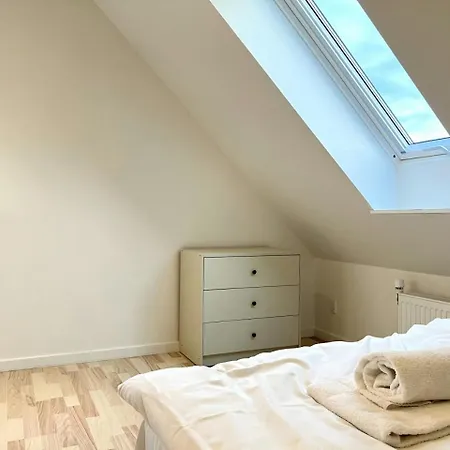 Spacious For 10 Apartamento