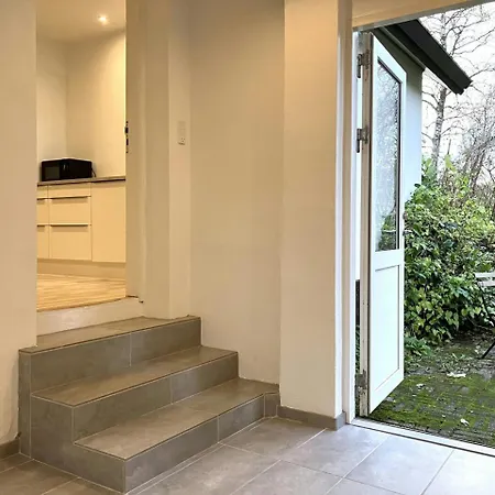 Spacious For 10 Korup