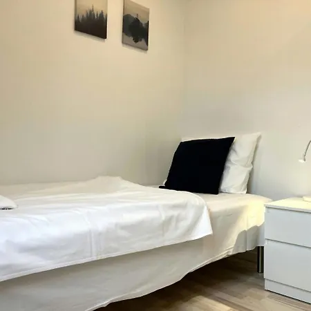 Spacious For 10 Korup